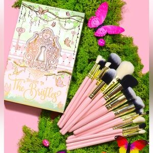 Plouise I believe in the Bristles profession makeup brush set limited edition